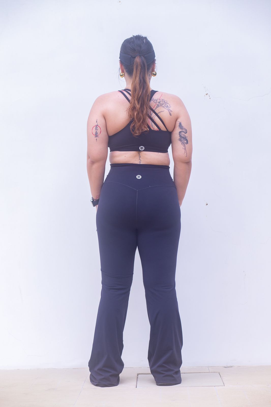 Dynamic Flare Leggings